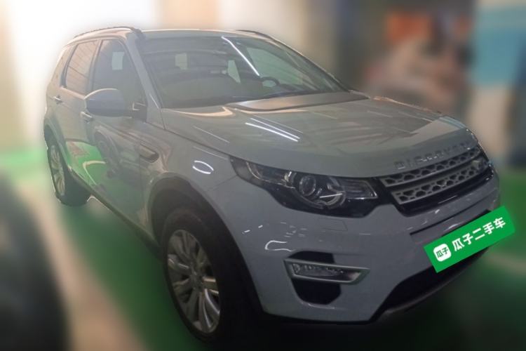 Used Land Rover Discovery Sport 2016 2.0T HSE Front Right 45 Deg
