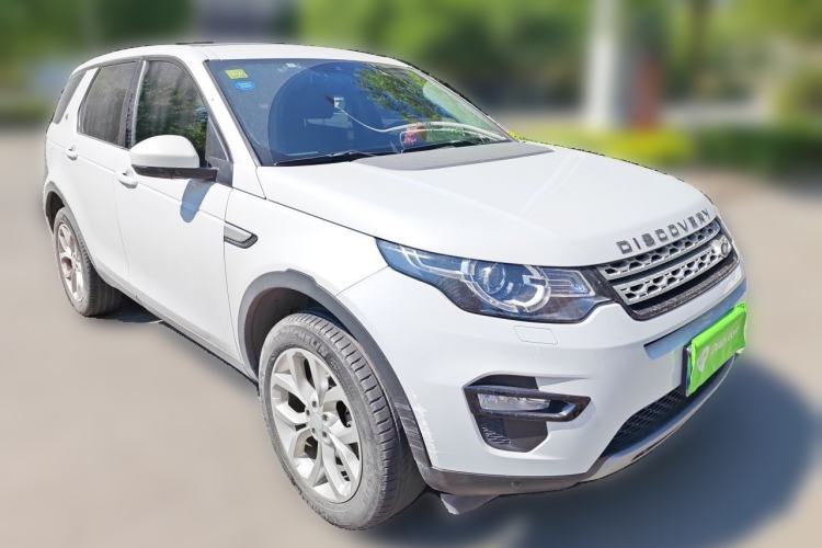 Used Land Rover Discovery Sport 2016 2.0T HSE Front Right 45 Deg