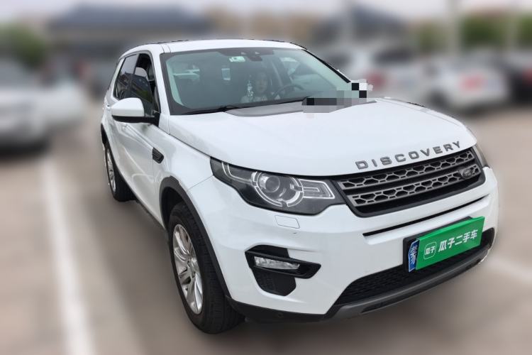 Used Land Rover Discovery Sport 2016 2.0T SE Front Right 45 Deg