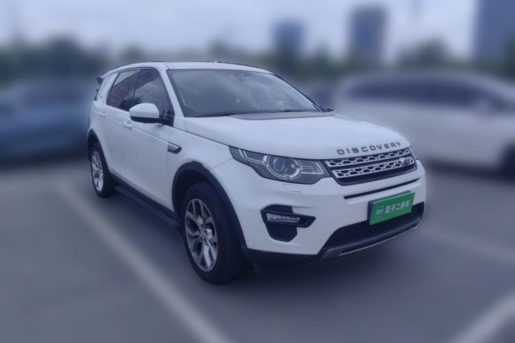 Used Land Rover Discovery Sport 2016 2.0T HSE Front Right 45 Deg