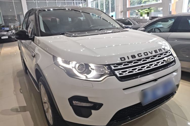 Used Land Rover Discovery Sport 2016 2.0T HSE Front Right 45 Deg