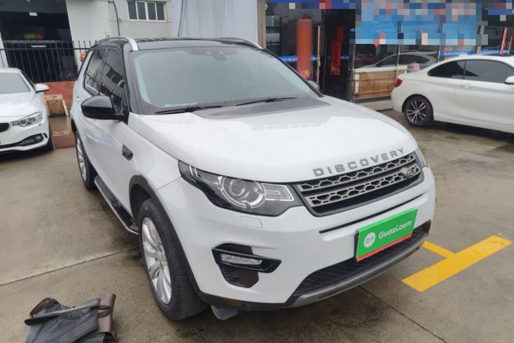 Used Land Rover Discovery Sport 2016 2.0T Limited Edition Front Right 45 Deg