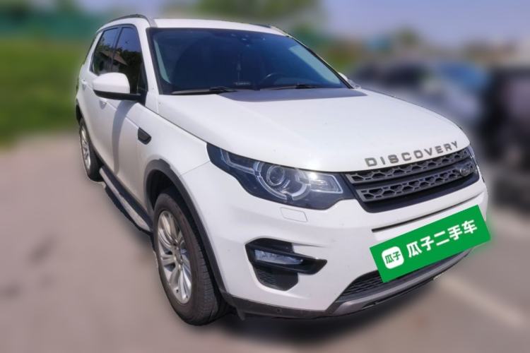 Used Land Rover Discovery Sport 2016 2.0T SE Front Right 45 Deg
