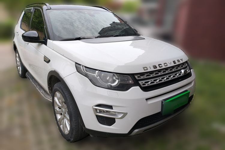 Used Land Rover Discovery Sport 2016 2.0T HSE Front Right 45 Deg