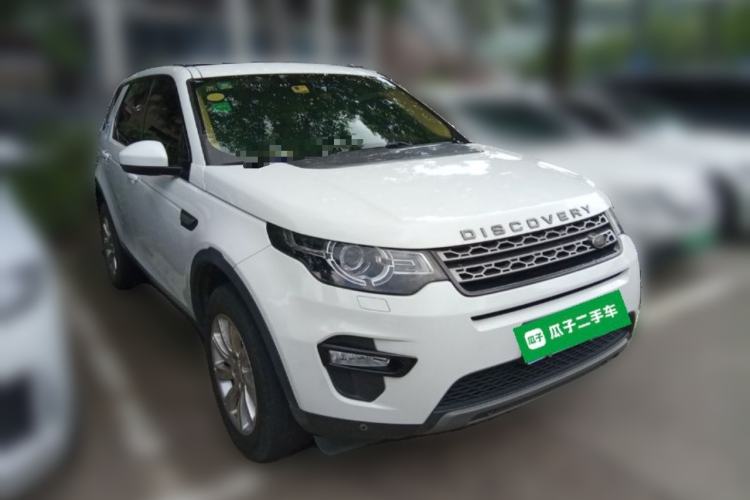 Used Land Rover Discovery Sport 2016 2.0T SE Front Right 45 Deg