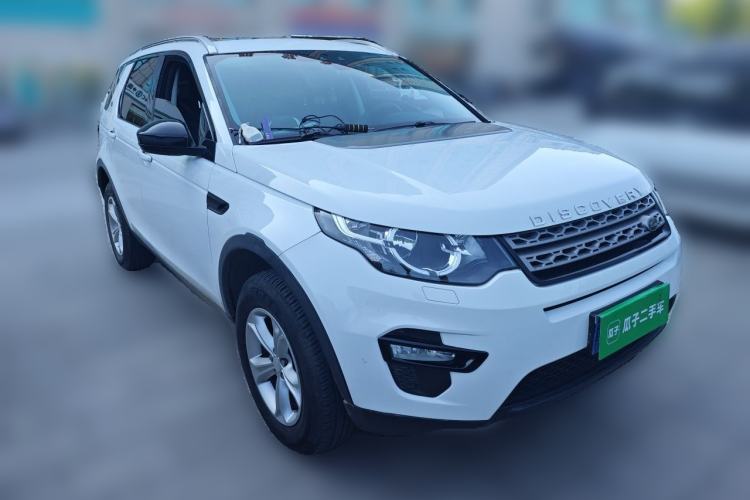Used Land Rover Discovery Sport 2016 2.0T S Front Right 45 Deg