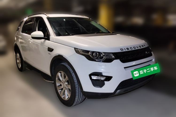 Used Land Rover Discovery Sport 2016 2.0T SE Front Right 45 Deg