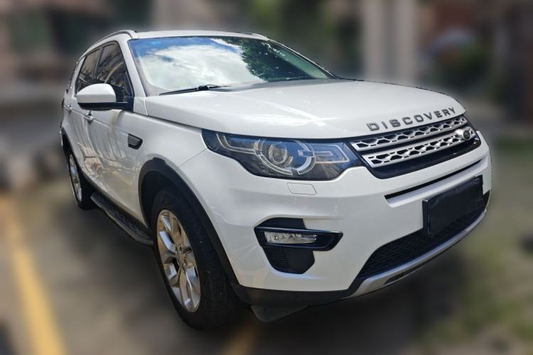 Used Land Rover Discovery Sport 2016 2.0T HSE Front Right 45 Deg