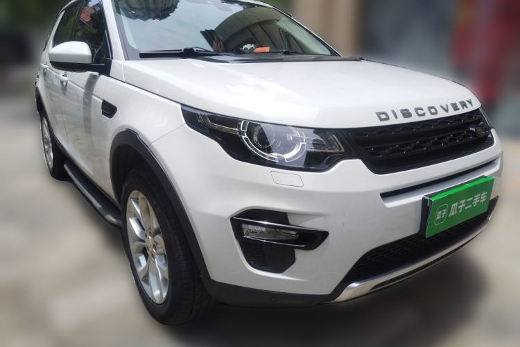 Used Land Rover Discovery Sport 2016 2.0T HSE Front Right 45 Deg