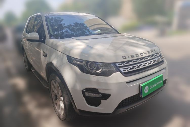 Used Land Rover Discovery Sport 2016 2.0T HSE Front Right 45 Deg