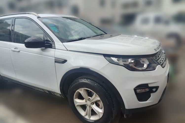 Used Land Rover Discovery Sport 2016 2.0T S Front Right 45 Deg