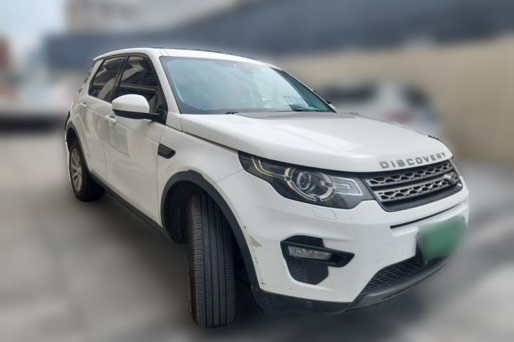 Used Land Rover Discovery Sport 2016 2.0T SE Front Right 45 Deg