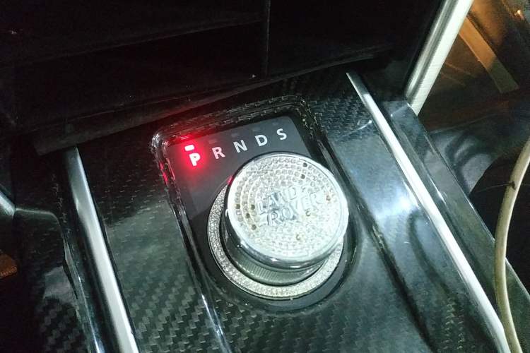 Used Land Rover Discovery Sport 2016 2.0T HSE Gear Lever