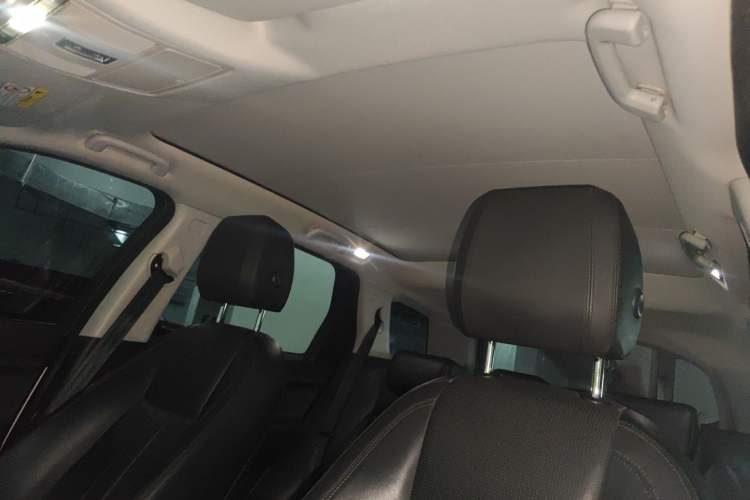 Used Land Rover Discovery Sport 2016 2.0T SE Headliner