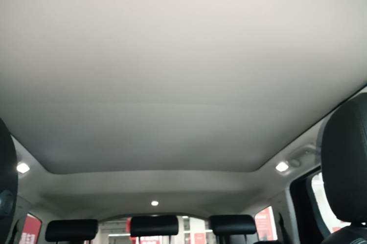 Used Land Rover Discovery Sport 2016 2.0T HSE Headliner