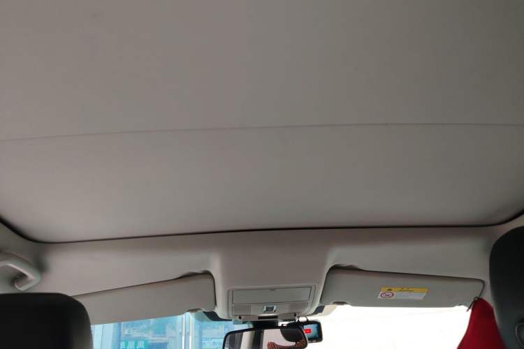 Used Land Rover Discovery Sport 2016 2.0T HSE Headliner