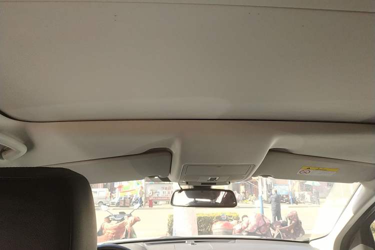 Used Land Rover Discovery Sport 2016 2.0T SE Headliner