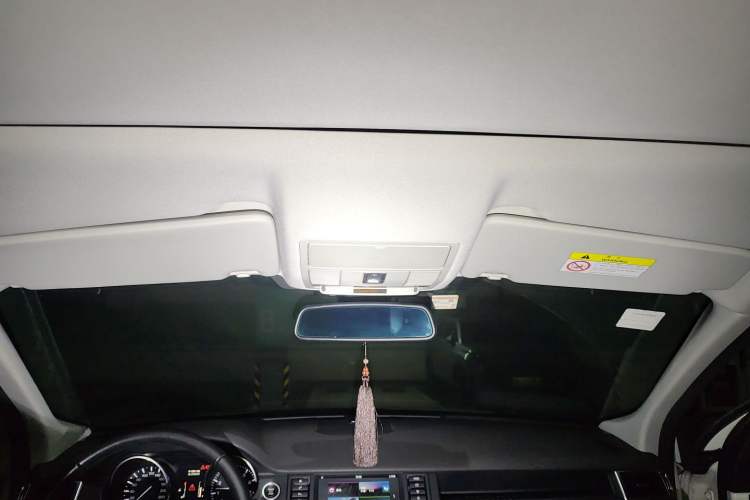 Used Land Rover Discovery Sport 2016 2.0T HSE Headliner