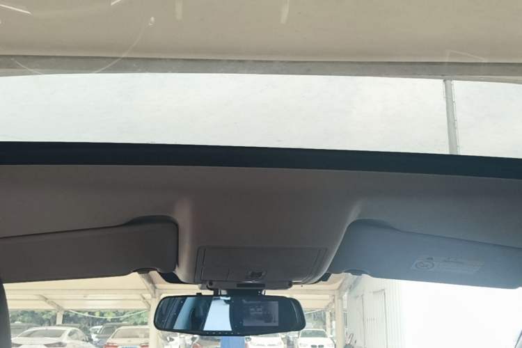 Used Land Rover Discovery Sport 2016 2.0T SE Headliner