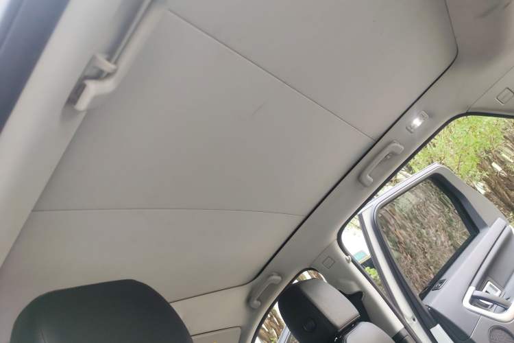 Used Land Rover Discovery Sport 2016 2.0T HSE Headliner