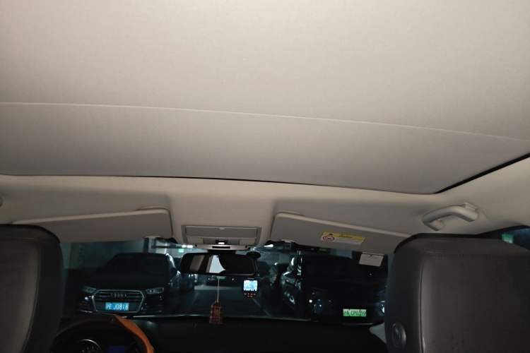 Used Land Rover Discovery Sport 2016 2.0T HSE Headliner