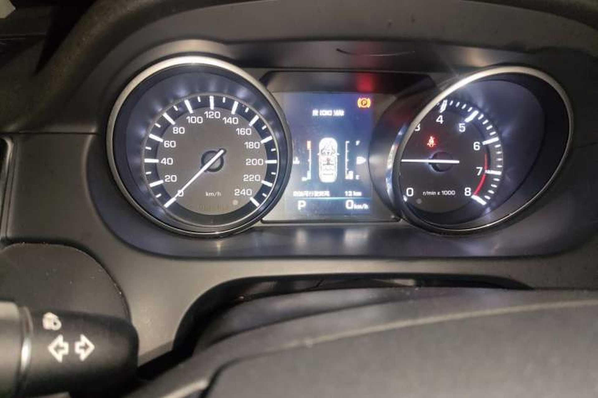 Used Land Rover Discovery Sport 2016 2.0T SE Instrument Cluster