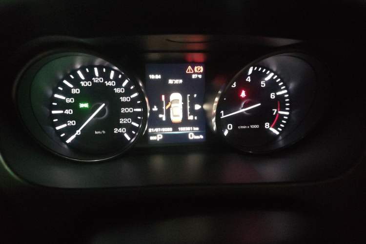 Used Land Rover Discovery Sport 2016 2.0T HSE Instrument Cluster