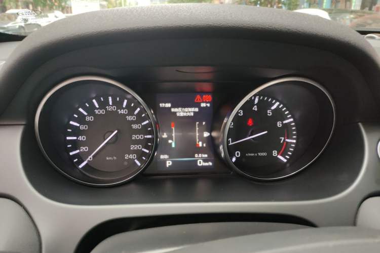 Used Land Rover Discovery Sport 2016 2.0T HSE Instrument Cluster