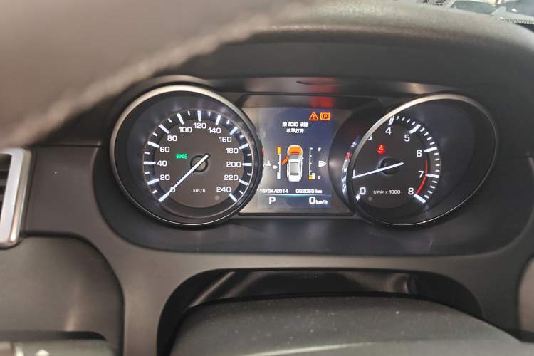 Used Land Rover Discovery Sport 2016 2.0T HSE Instrument Cluster
