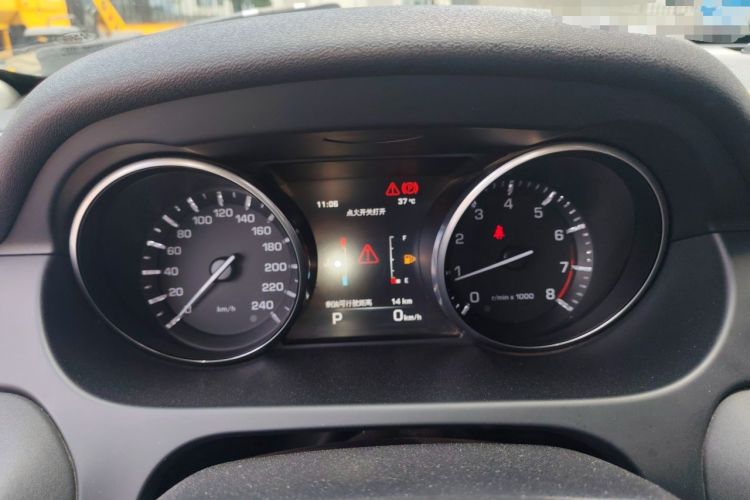 Used Land Rover Discovery Sport 2016 2.0T HSE Instrument Cluster