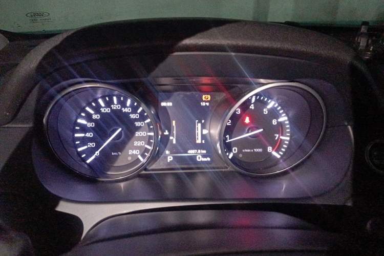 Used Land Rover Discovery Sport 2016 2.0T HSE Instrument Cluster