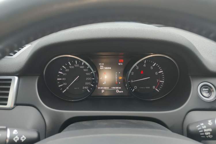 Used Land Rover Discovery Sport 2016 2.0T Limited Edition Instrument Cluster