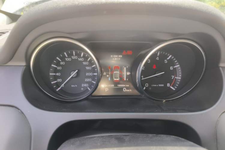 Used Land Rover Discovery Sport 2016 2.0T SE Instrument Cluster