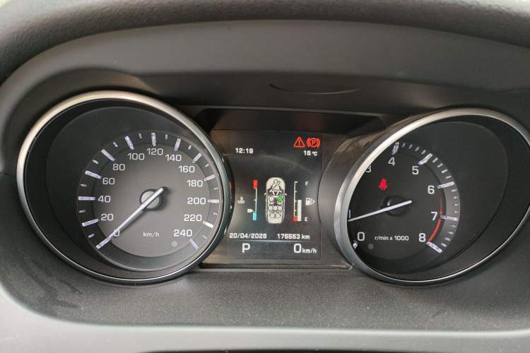 Used Land Rover Discovery Sport 2016 2.0T HSE Instrument Cluster