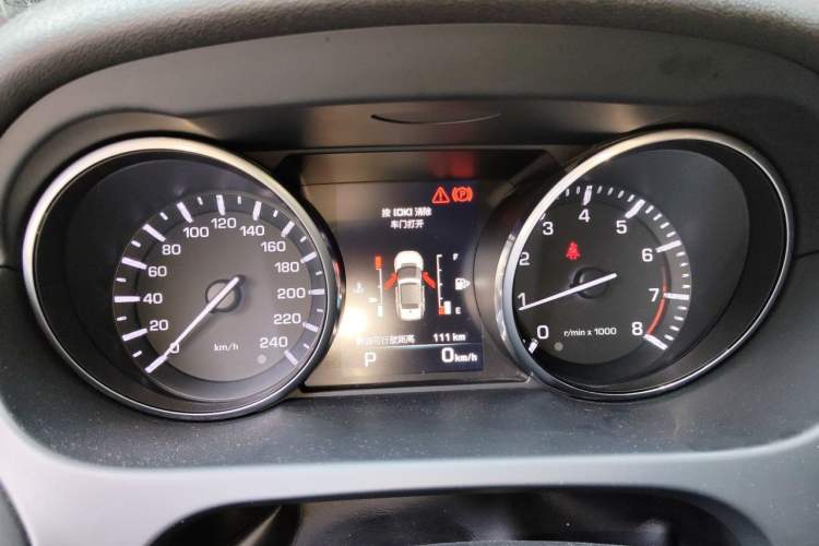 Used Land Rover Discovery Sport 2016 2.0T SE Instrument Cluster