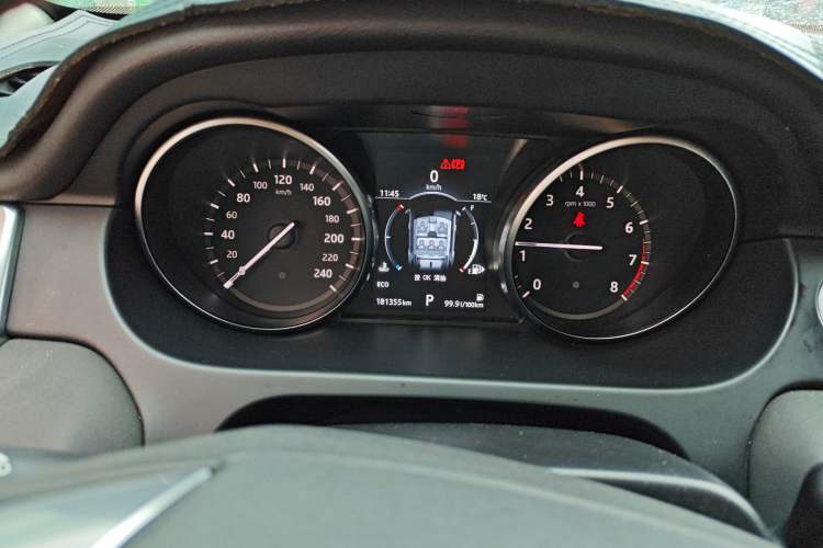 Used Land Rover Discovery Sport 2016 2.0T S Instrument Cluster