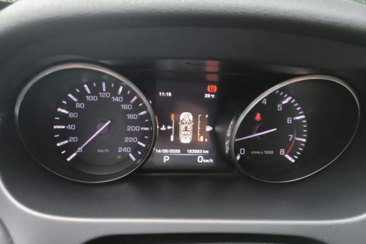 Used Land Rover Discovery Sport 2016 2.0T HSE Instrument Cluster