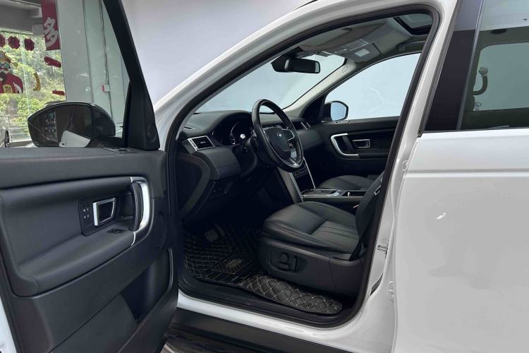 Used Land Rover Discovery Sport 2016 2.0T HSE Interior 1