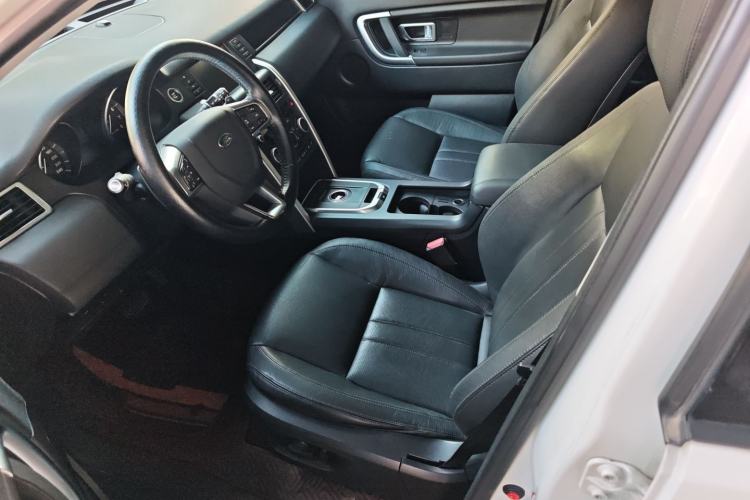Used Land Rover Discovery Sport 2016 2.0T SE Interior 1