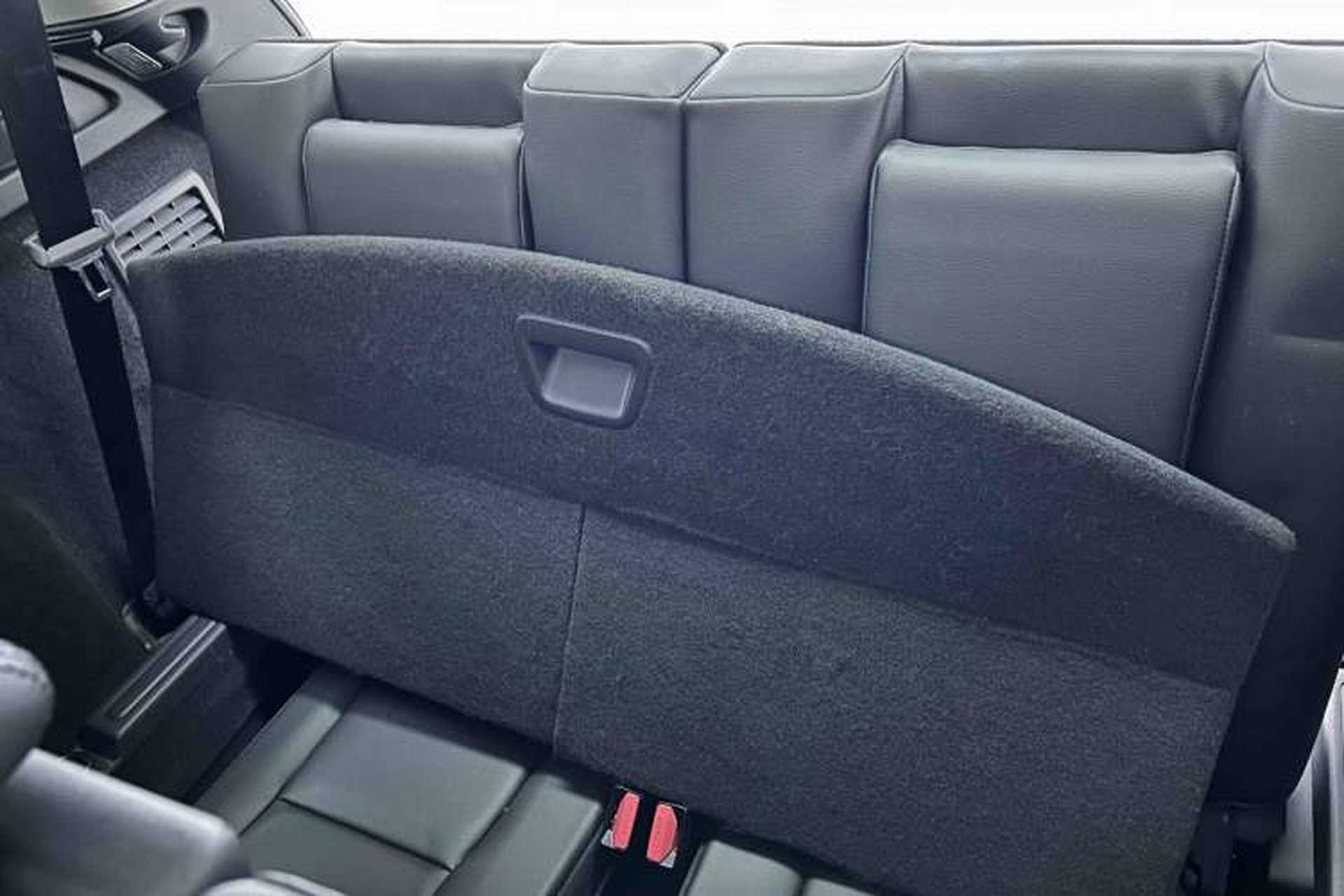 Used Land Rover Discovery Sport 2016 2.0T HSE Interior 10