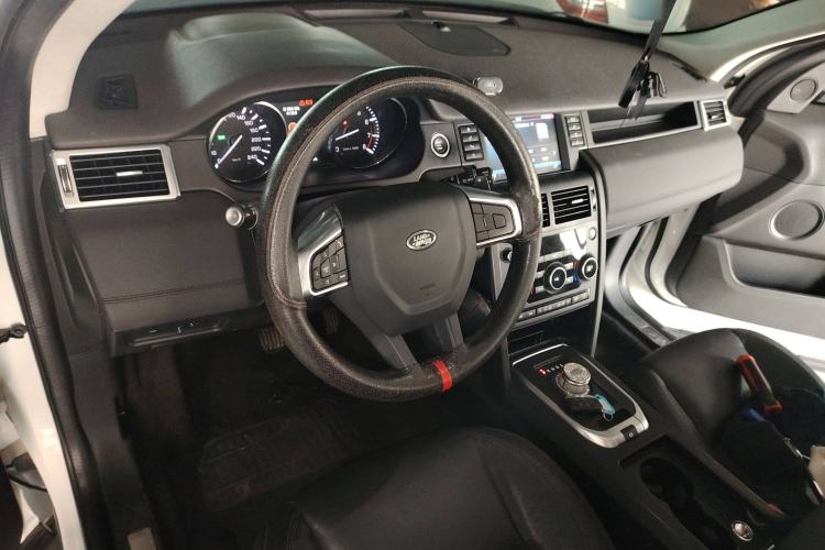 Used Land Rover Discovery Sport 2016 2.0T S Interior 2
