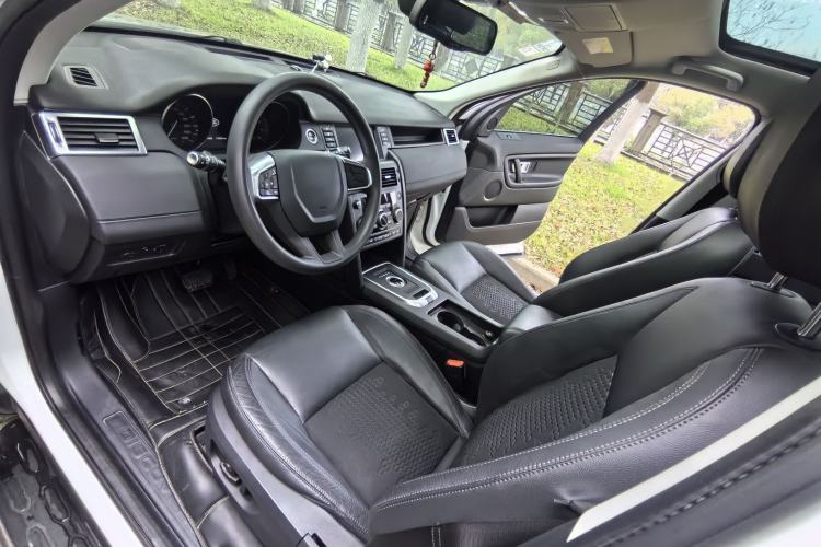 Used Land Rover Discovery Sport 2016 2.0T S Interior 2