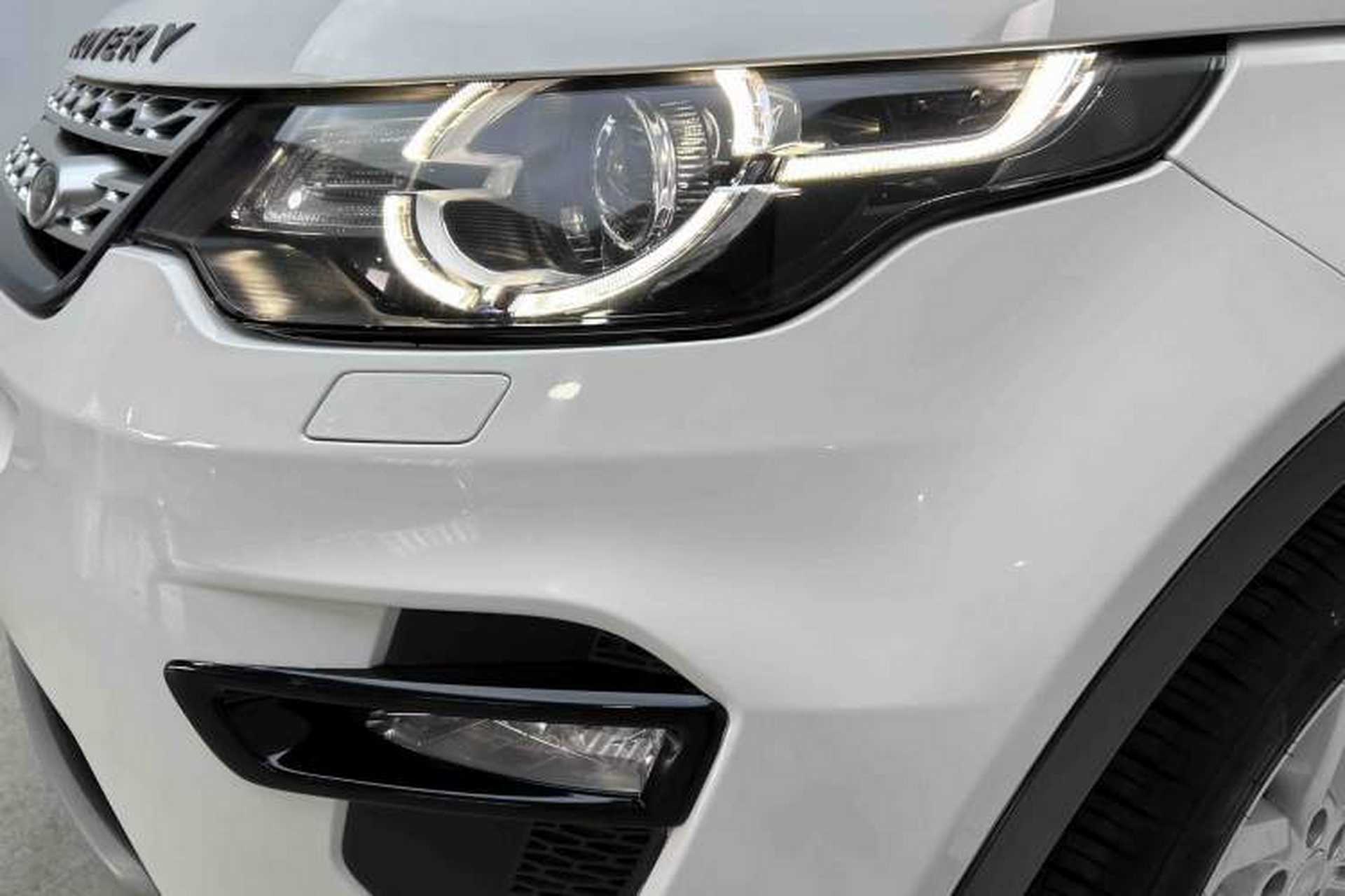 Used Land Rover Discovery Sport 2016 2.0T HSE Left Front Headlight