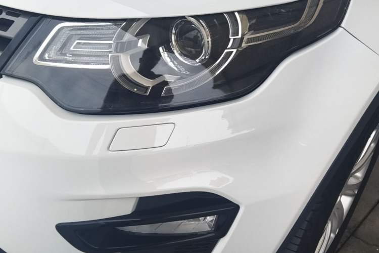 Used Land Rover Discovery Sport 2016 2.0T SE Left Front Headlight
