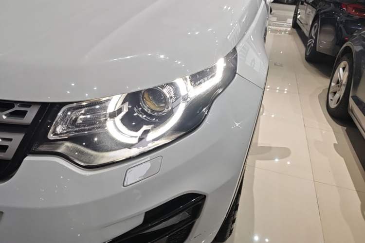 Used Land Rover Discovery Sport 2016 2.0T HSE Left Front Headlight
