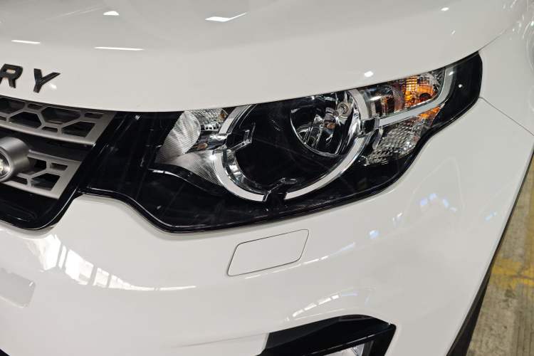 Used Land Rover Discovery Sport 2016 2.0T S Left Front Headlight