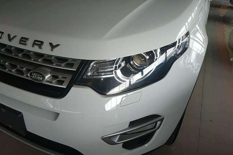 Used Land Rover Discovery Sport 2016 2.0T HSE LUXURY Left Front Headlight