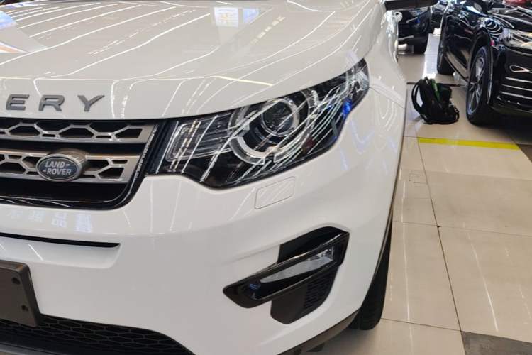 Used Land Rover Discovery Sport 2016 2.0T SE Left Front Headlight