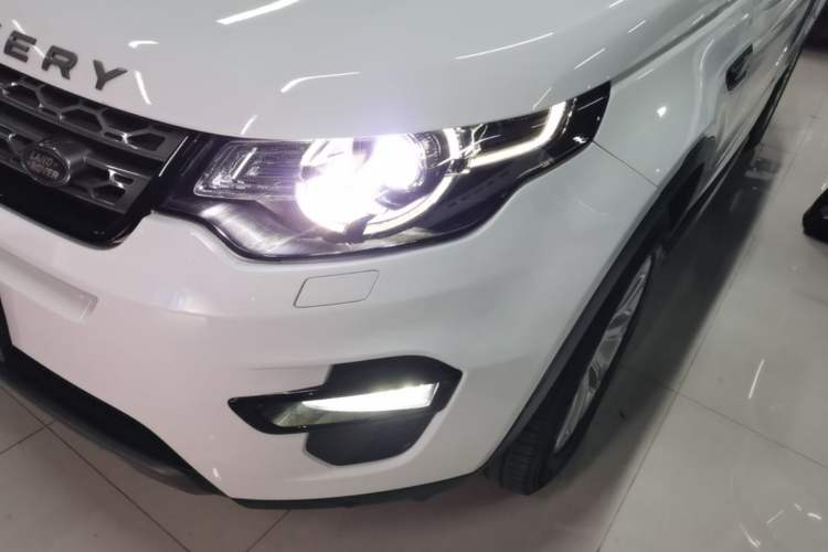Used Land Rover Discovery Sport 2016 2.0T SE Left Front Headlight