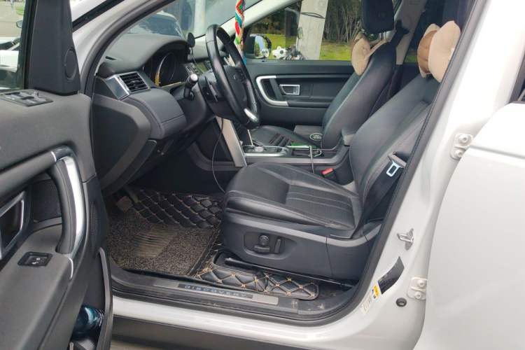 Used Land Rover Discovery Sport 2016 2.0T Limited Edition Left Front Seat